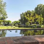 Domaine De La Baratonne La Garde (Var)