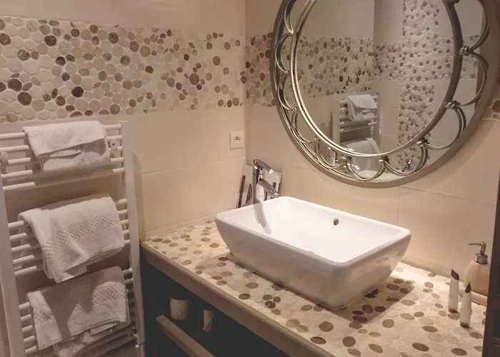Domaine De La Baratonne فندق مبيت وإفطار 3*